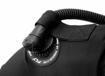 Kridlo-FINNSUB-FLY-13D-COMFORT-SET-RESCUE-upevneni-inflatoru.jpg